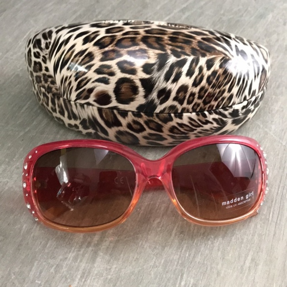 Madden Girl Sunglasses with Leopard Print Case